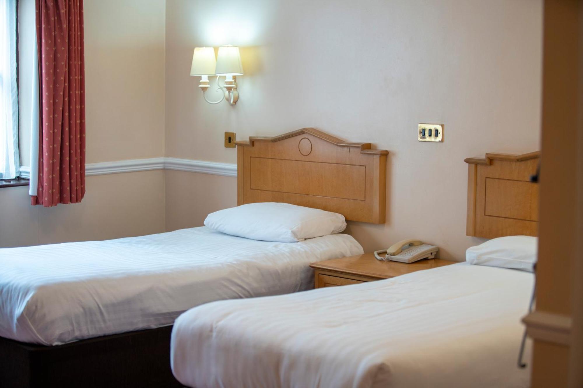 Beaufort Park Hotel Mold Luaran gambar