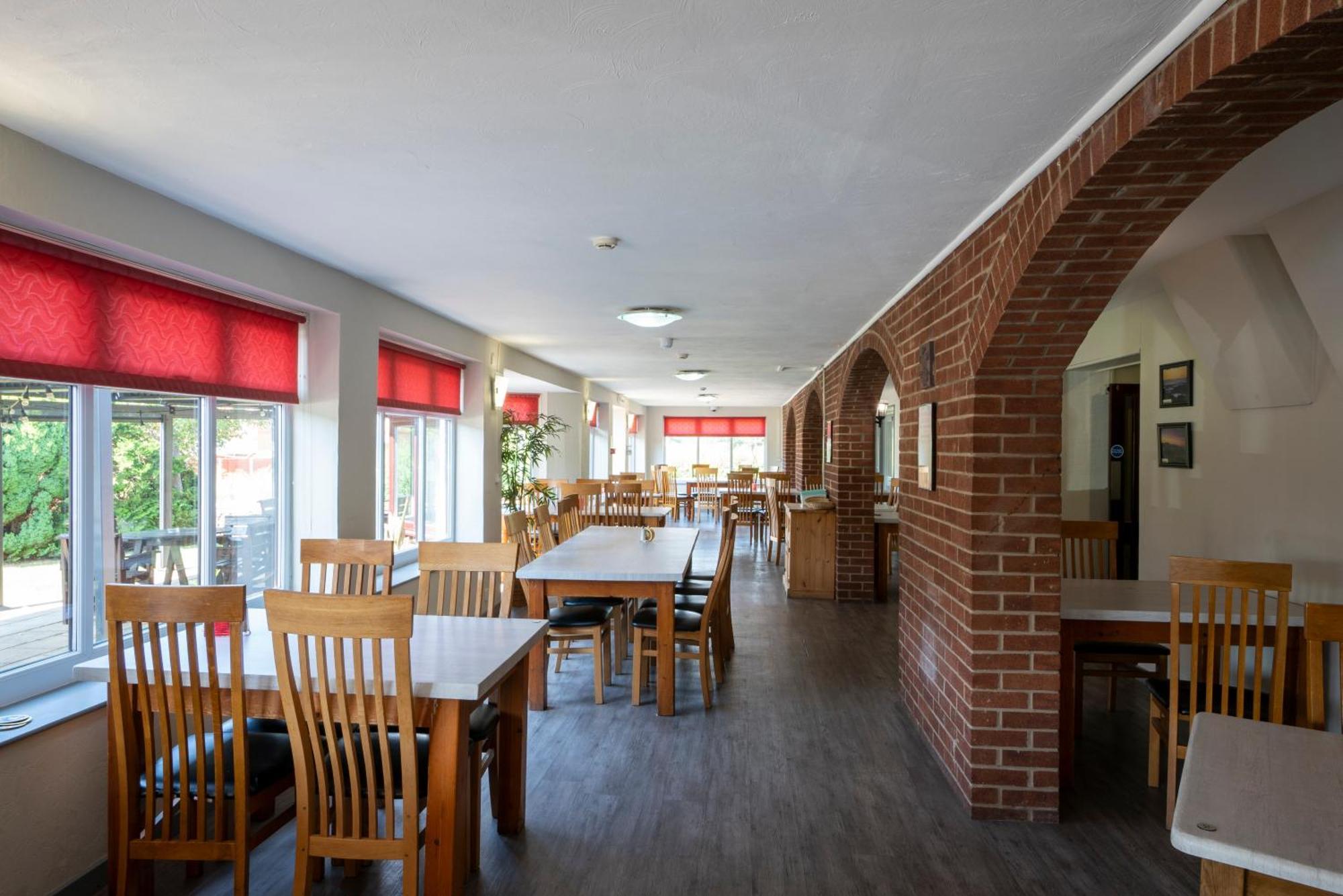 Beaufort Park Hotel Mold Luaran gambar
