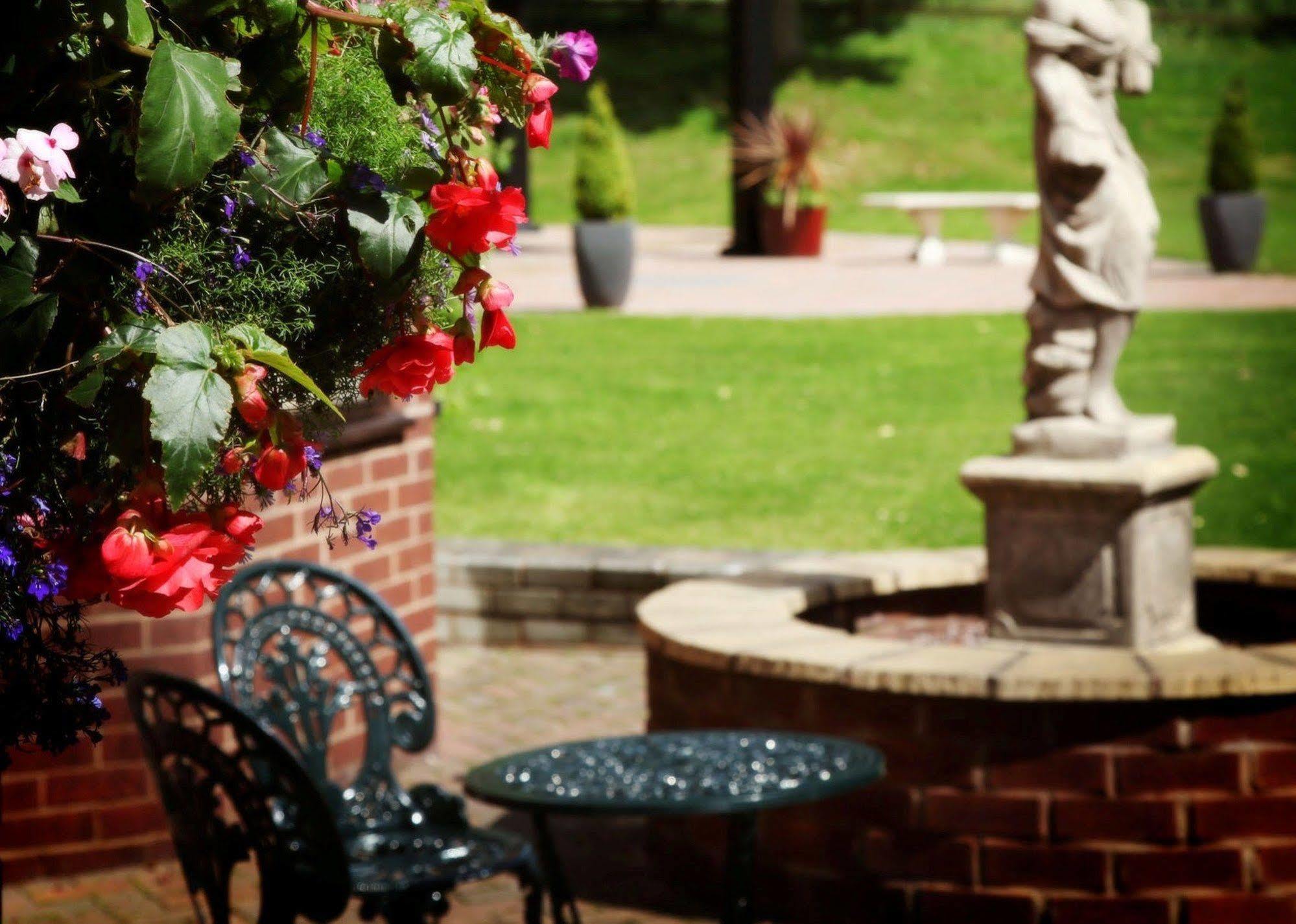 Beaufort Park Hotel Mold Luaran gambar