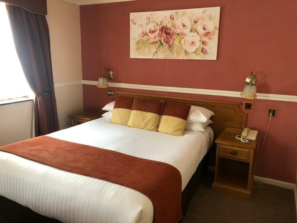 Beaufort Park Hotel Mold Luaran gambar